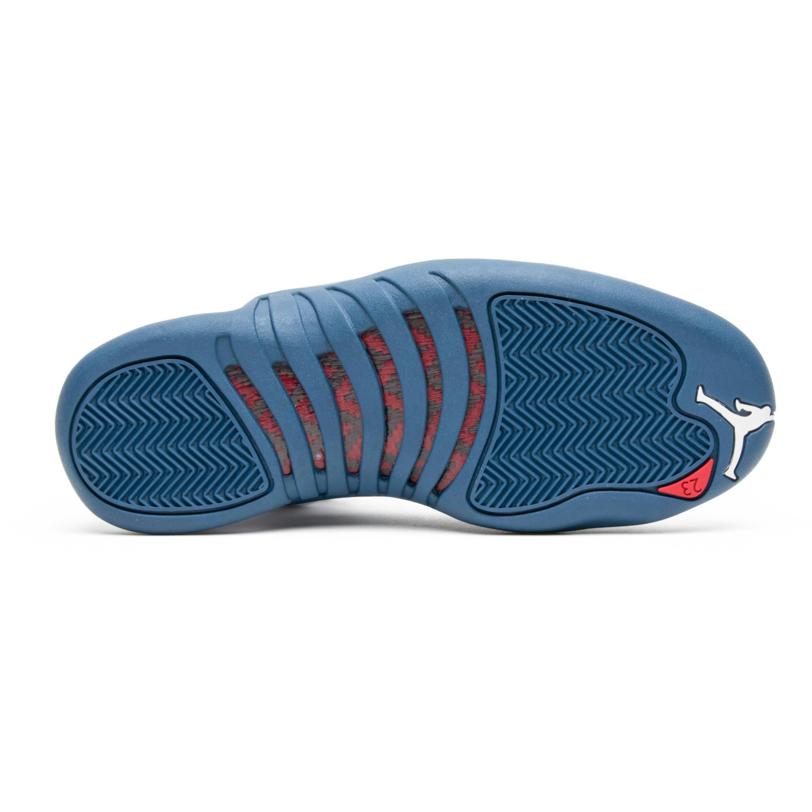 air_jordan_12_retro__french_blue__2016_130690_113_3_89868.jpeg