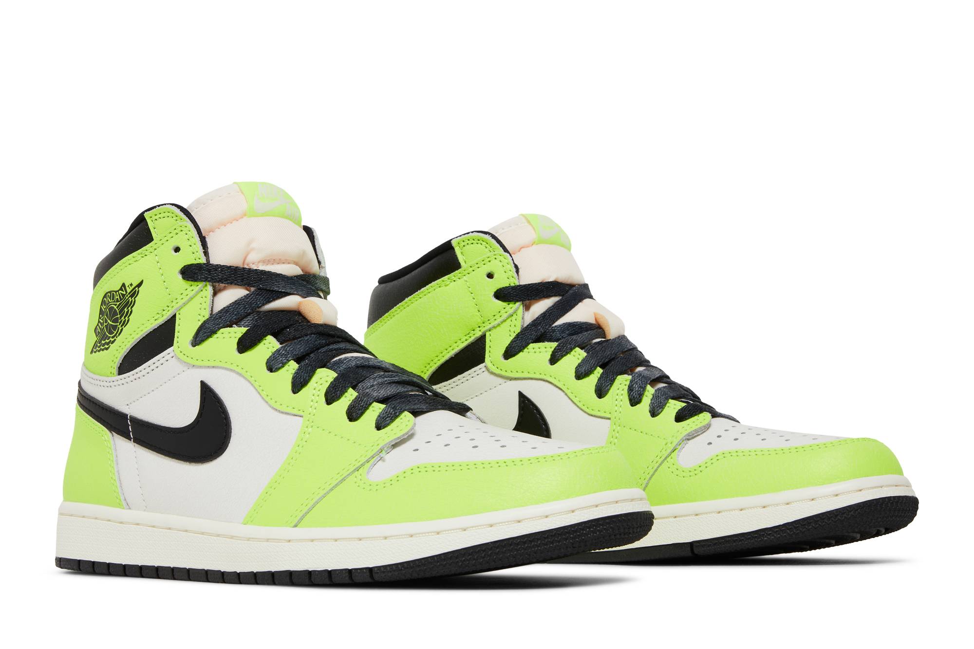 air_jordan_1_high_og__volt__555088_702_7_62777.jpeg