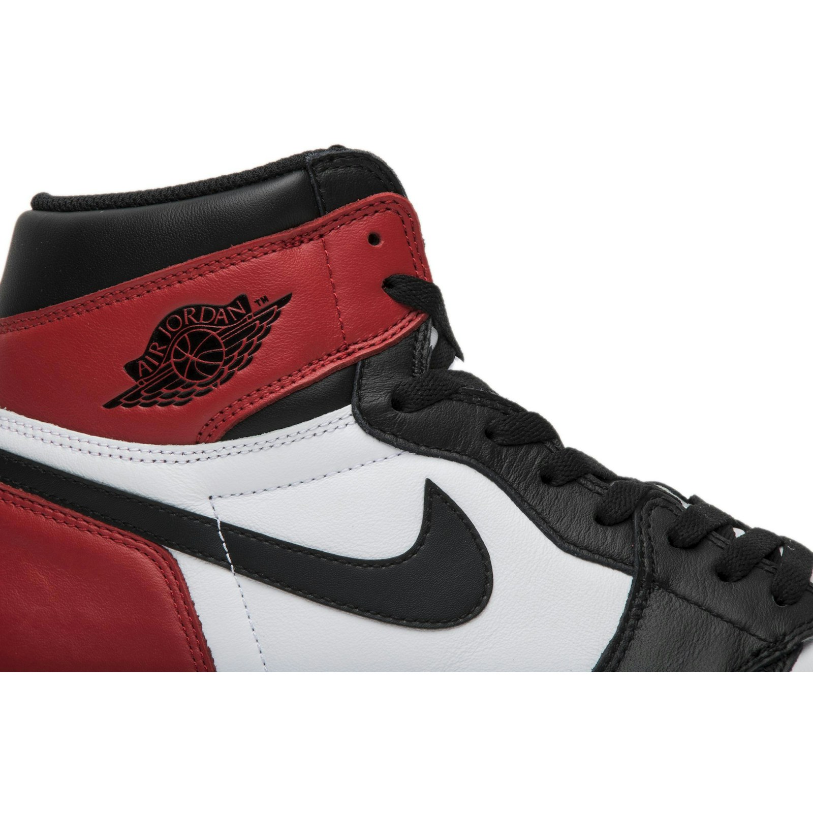 air_jordan_1_retro_high_og__black_toe__2016_555088_1_42765.jpeg