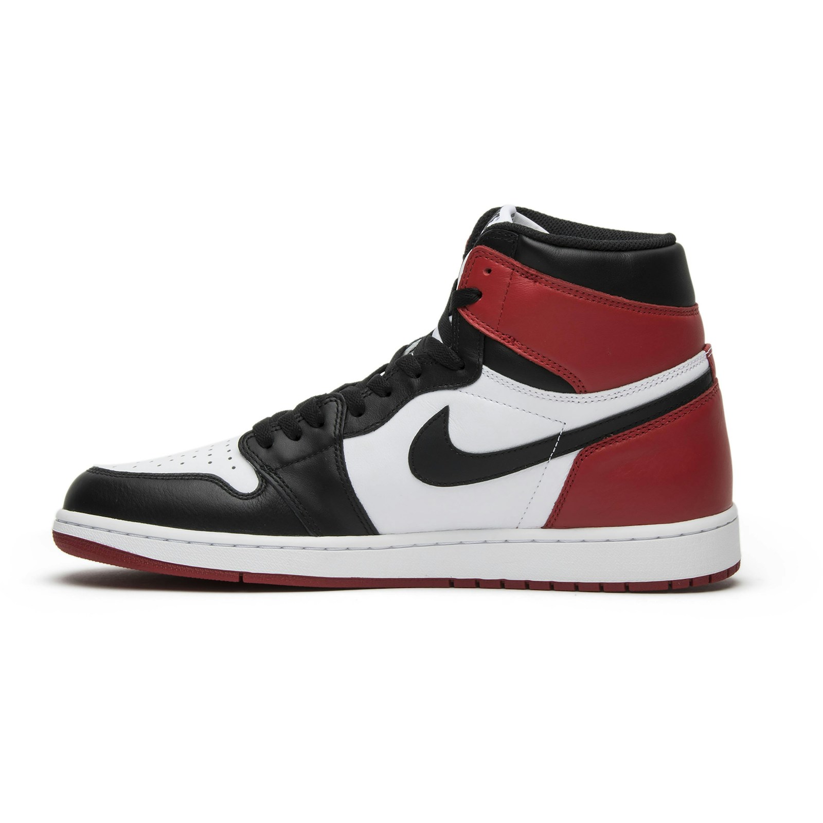 air_jordan_1_retro_high_og__black_toe__2016_555088_2_42765.jpeg
