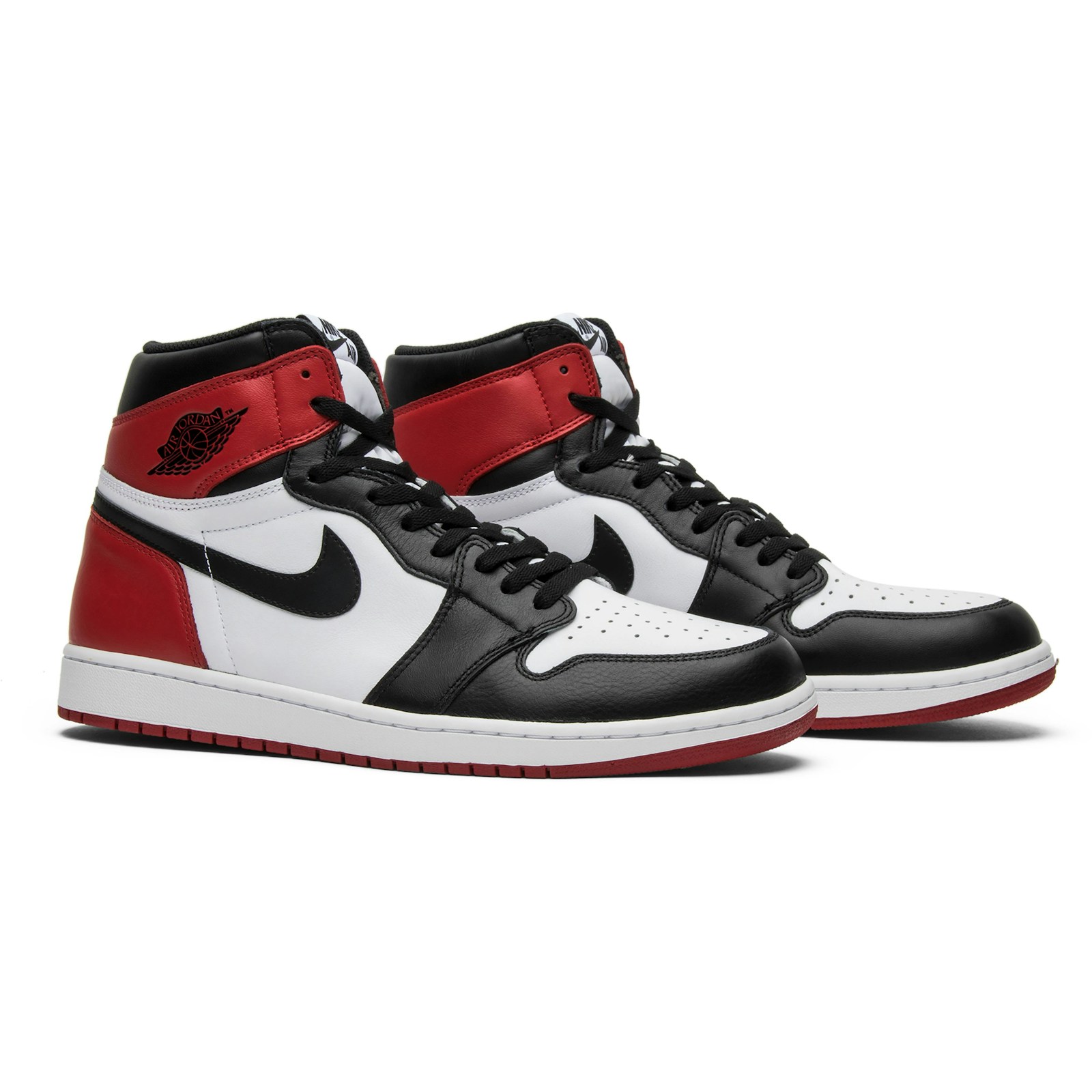 air_jordan_1_retro_high_og__black_toe__2016_555088_7_42765.jpeg
