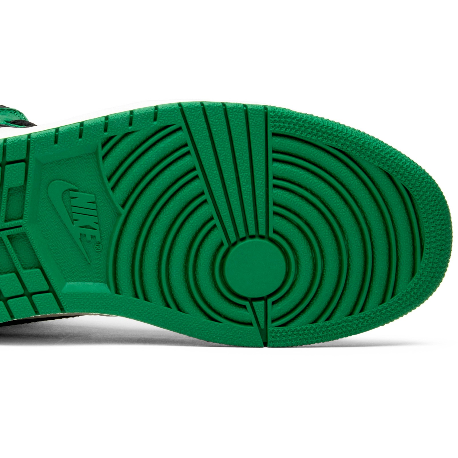air_jordan_1_retro_high_og__pine_green__555088_302_4_13232.jpeg