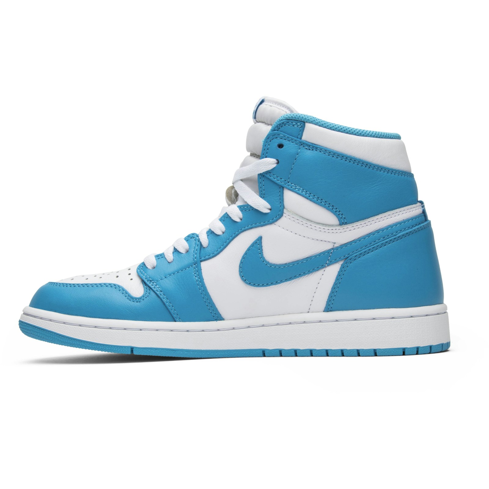 air_jordan_1_retro_high_og__unc__555088_117_2_49015.jpeg