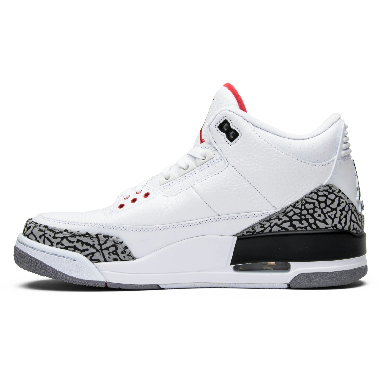 air_jordan_3_retro__white_cement__2011_136064_105_2_90884.jpeg