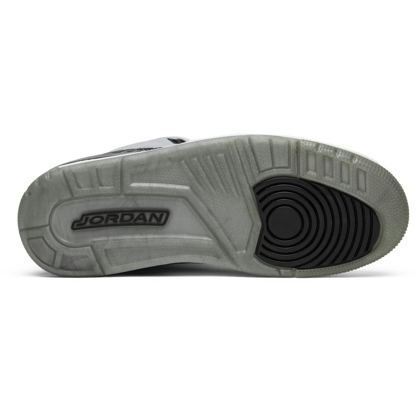air_jordan_3_retro__wolf_grey__136064_004_3_90504.jpeg