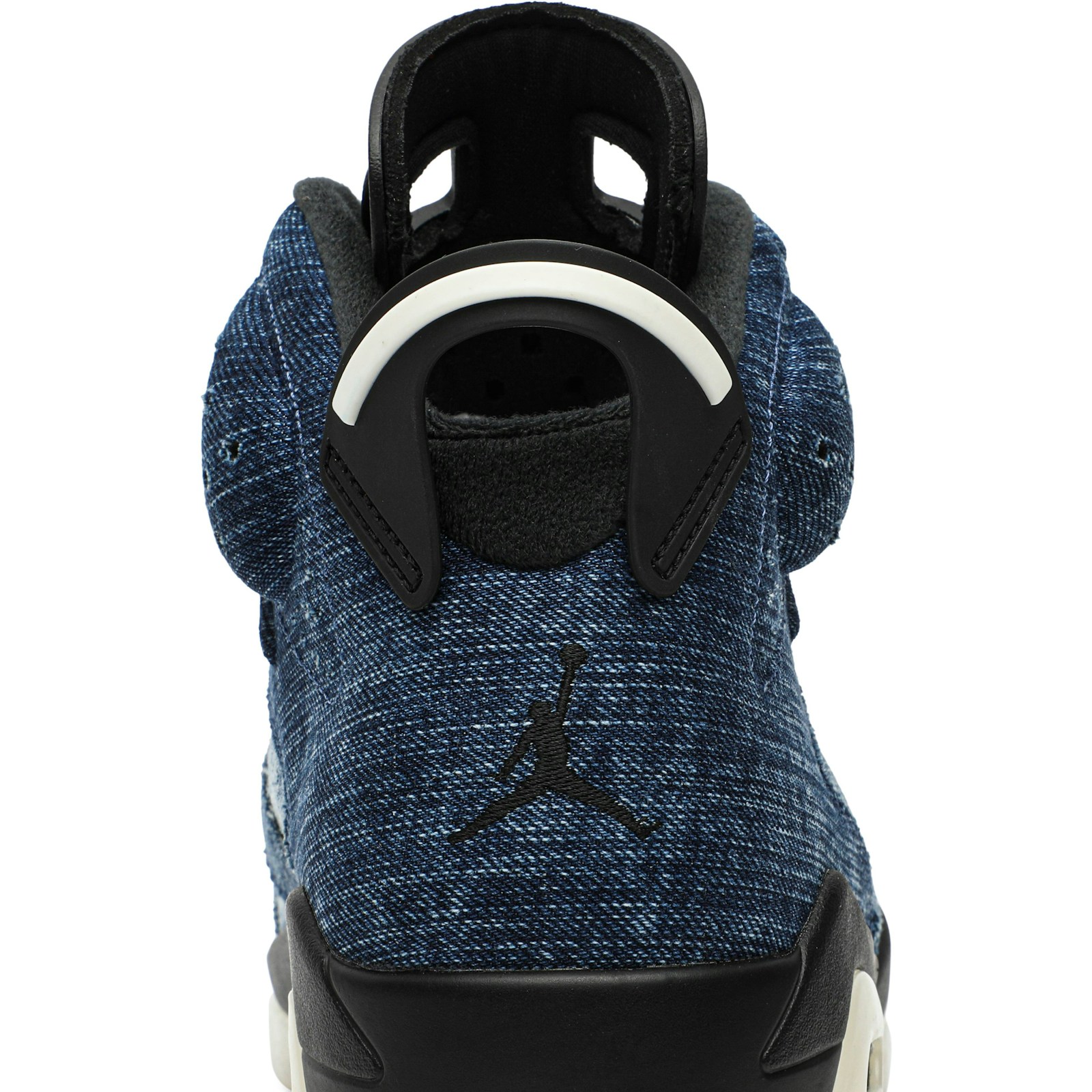 air_jordan_6_retro__washed_denim__ct5350_401_6_10659.jpeg
