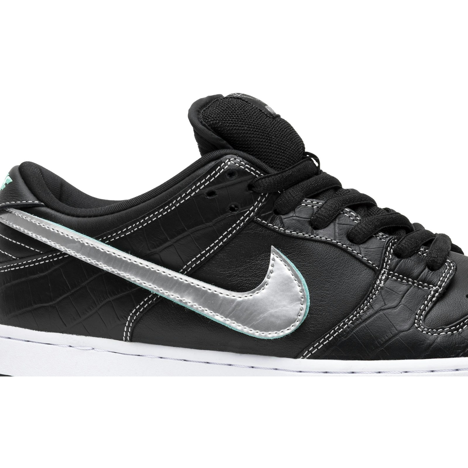 diamond_supply_co__x_nike_sb_dunk_low_pro__black_d_1_23419.jpeg