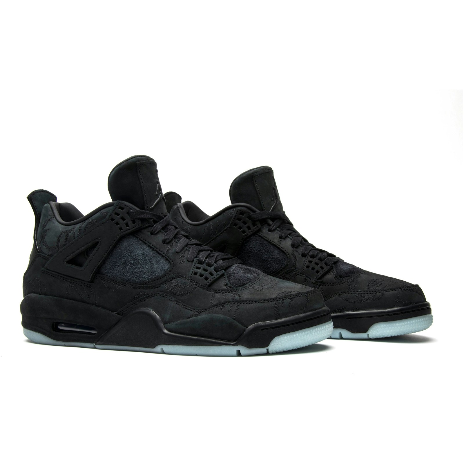 kaws_x_air_jordan_4_retro__black__930155_001_7_73024.jpeg