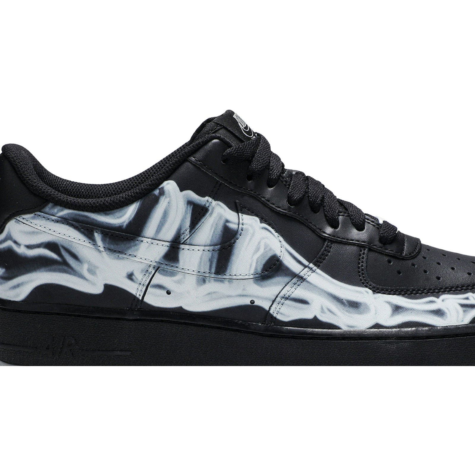nike_air_force_1__07_qs__black_skeleton__bq7541_00_1_3978.jpeg