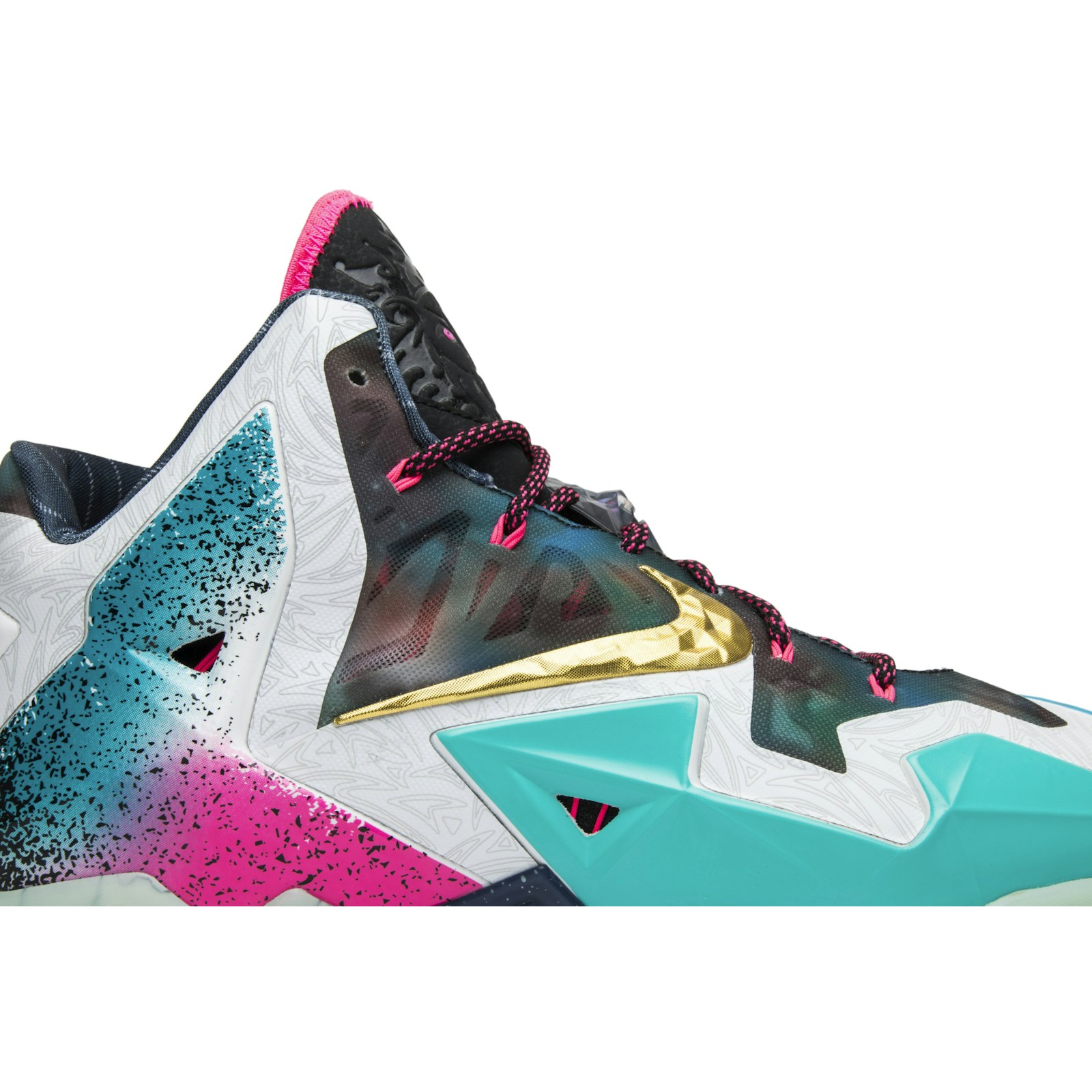 nike_lebron_11_premium__what_the_lebron__650884_40_1_85615.jpeg