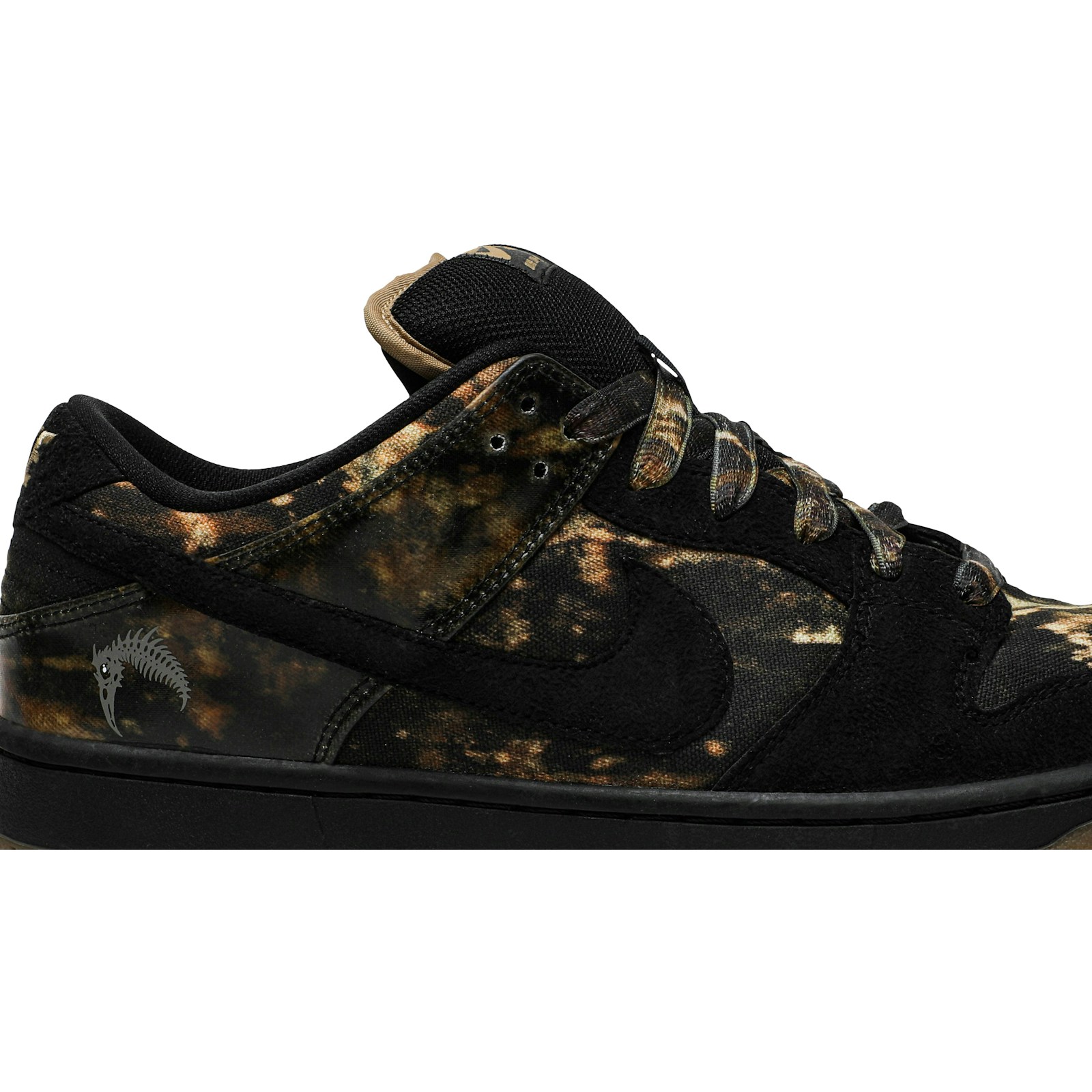 pushead_x_nike_sb_dunk_low_prm__pushead_2__536356__1_22541.jpeg