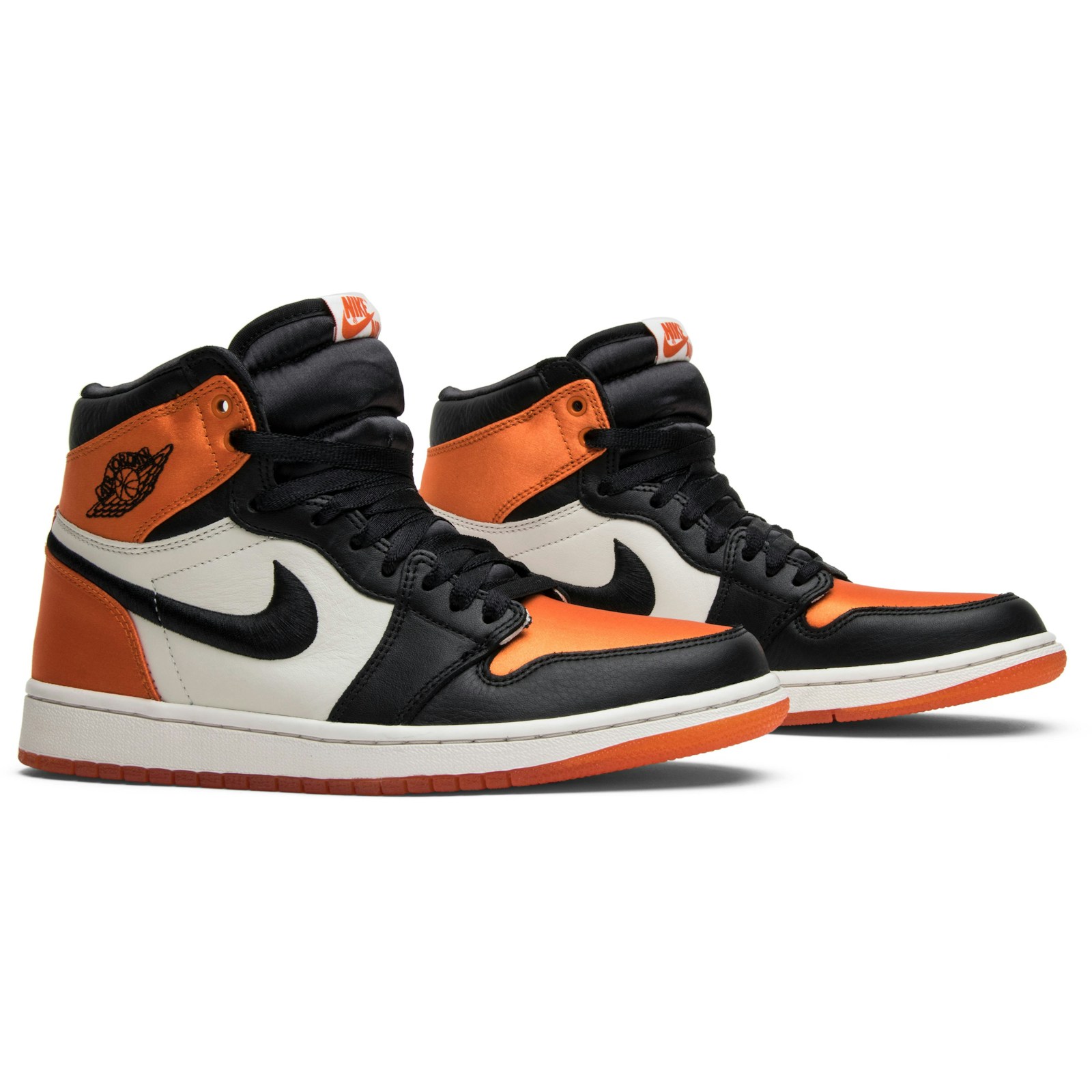 women__air_jordan_1_retro_high_og__satin_shattere_7_11714.jpeg